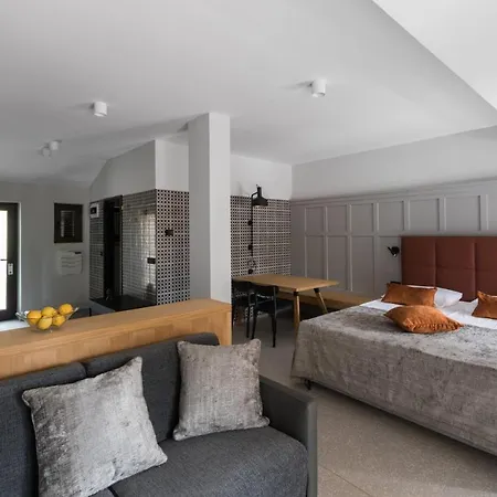 Laguna Deluxe - Terme Krka 아파트호텔 스트루냔